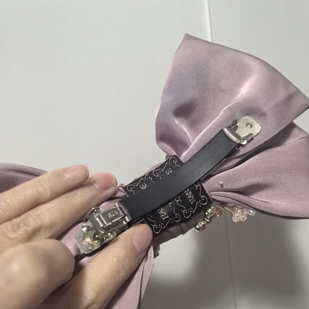 Elegant Lavender Hair Bow with Floral Embellishments - Picture 5 of 6